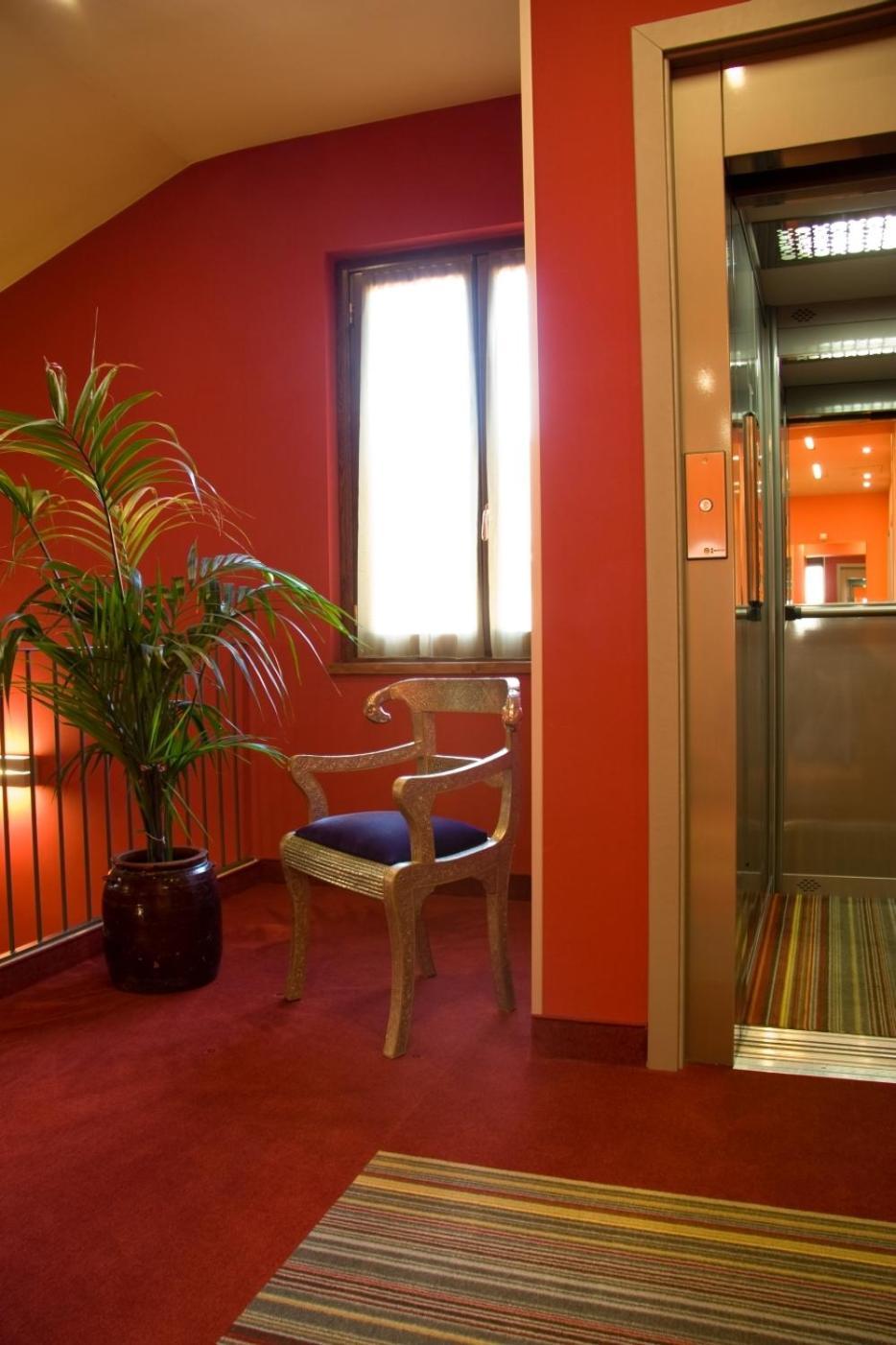 Hotel Fortyfive Chivasso Kültér fotó