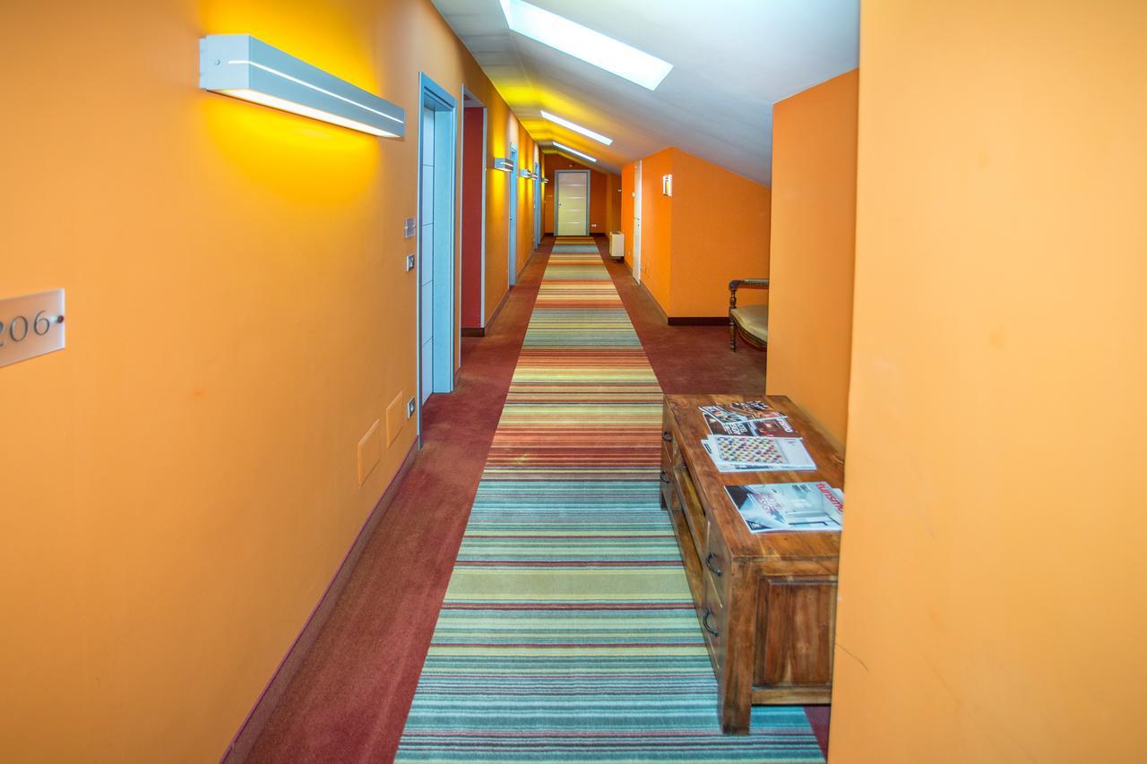 Hotel Fortyfive Chivasso Kültér fotó