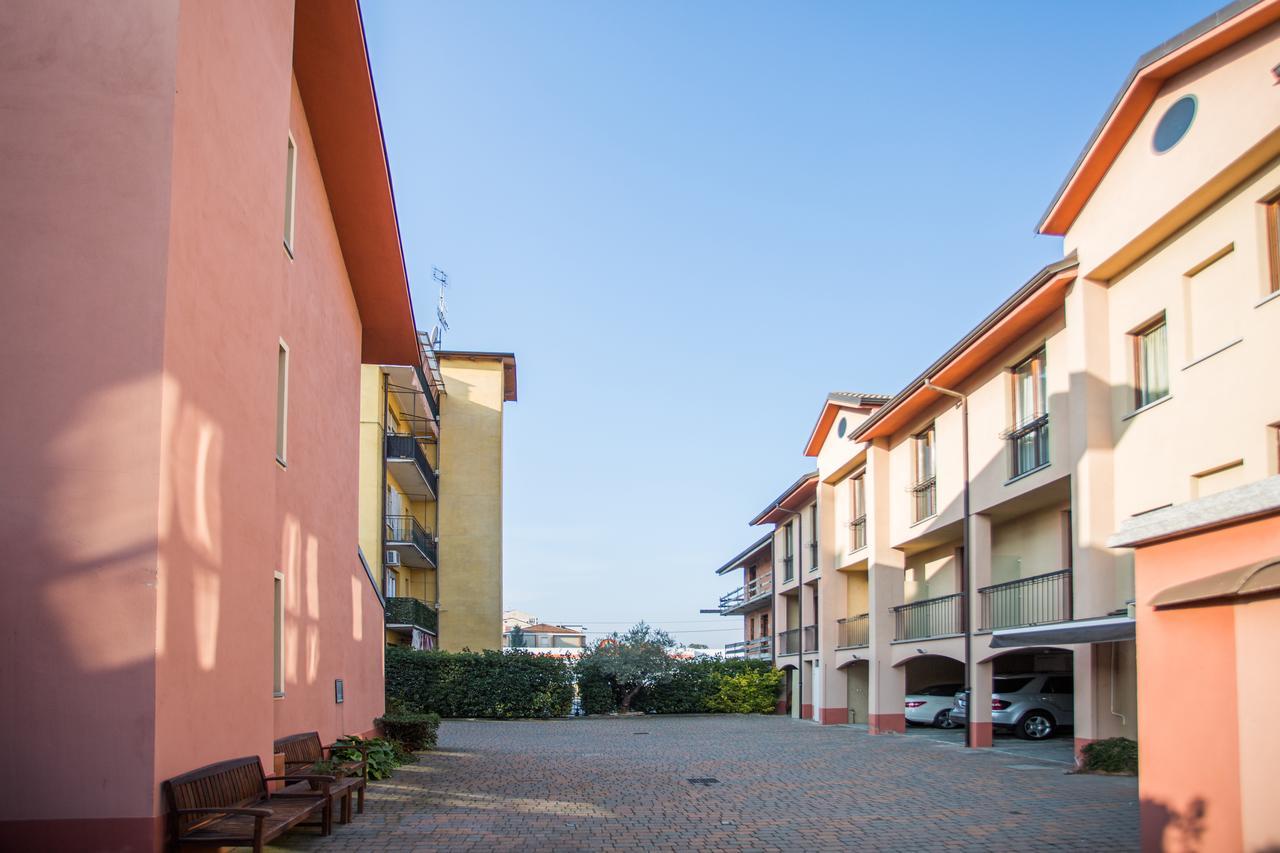 Hotel Fortyfive Chivasso Kültér fotó