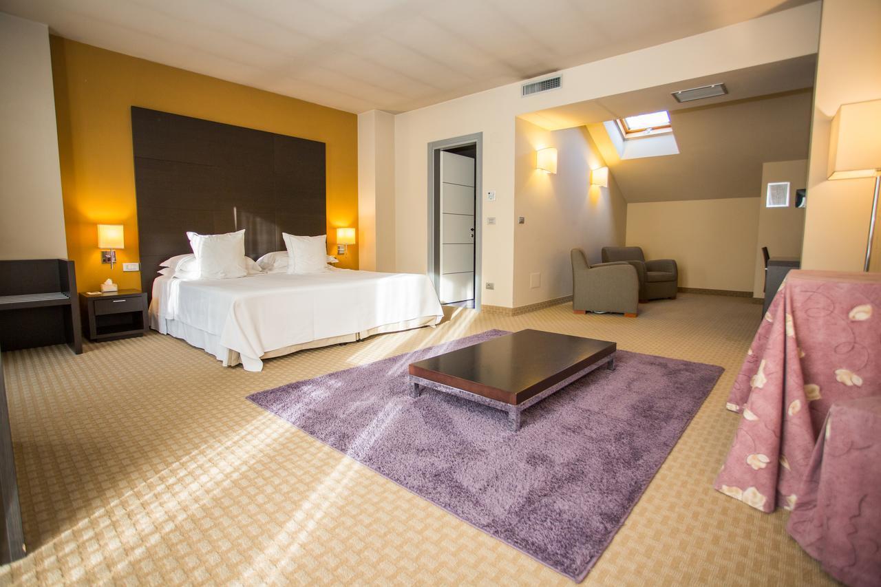 Hotel Fortyfive Chivasso Kültér fotó