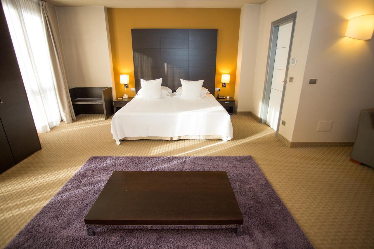 Hotel Fortyfive Chivasso Kültér fotó