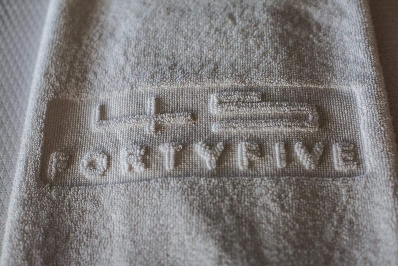 Hotel Fortyfive Chivasso Kültér fotó